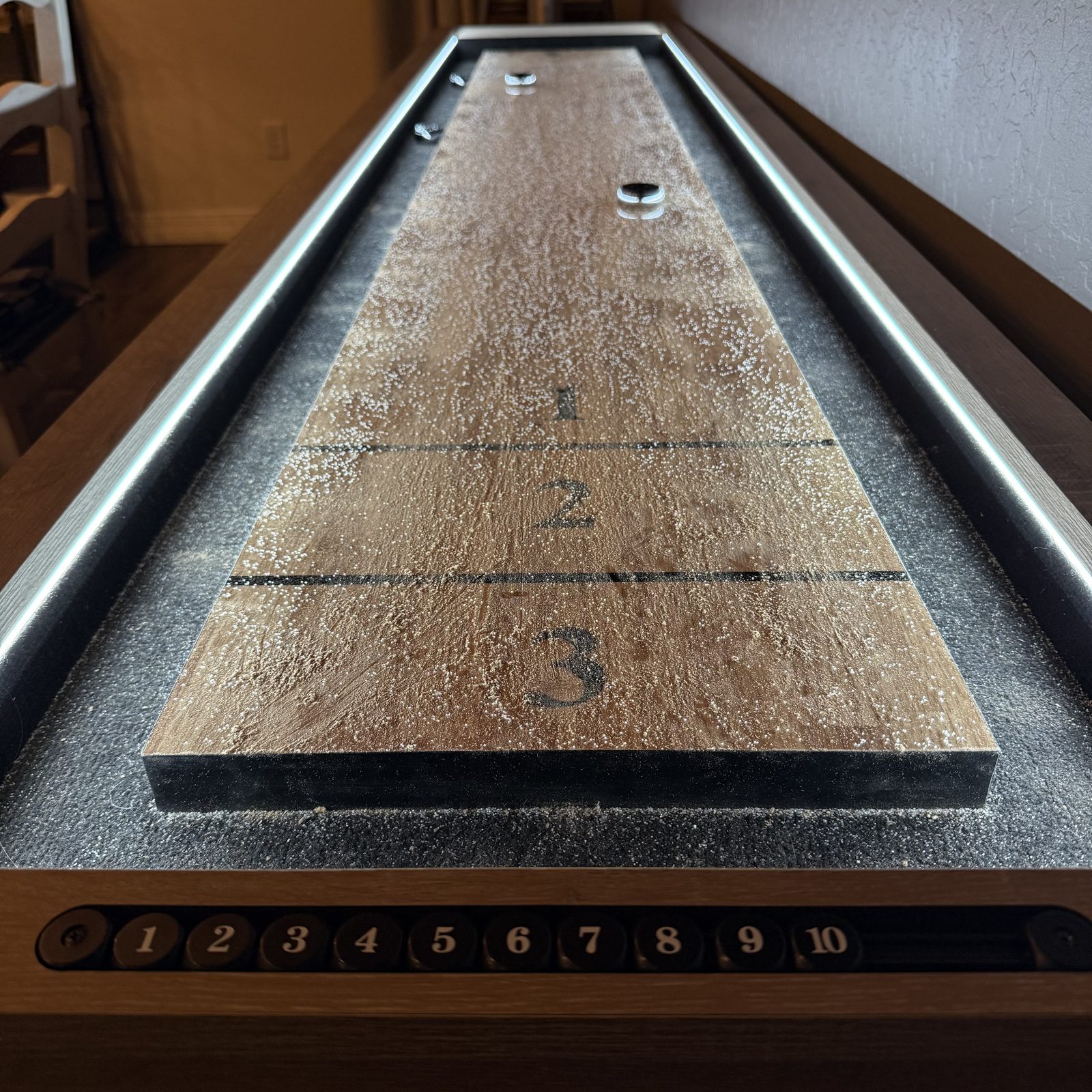 Shuffleboard table